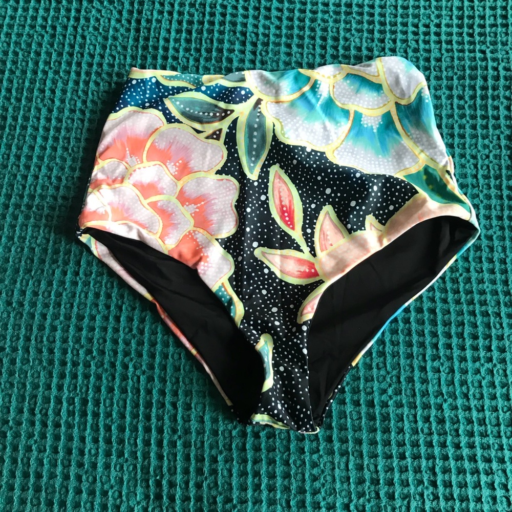 High waisted bikini bottom